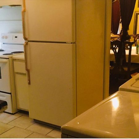 מונטגומרי 2 Bedroom Sleeps 6 Spacious Luxury Apartment 79 מראה חיצוני תמונה